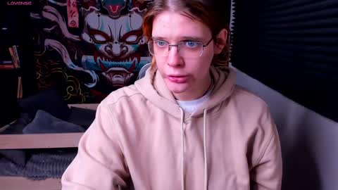 Kiki online show from 21, 2, 2025