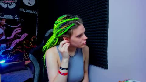 Kiki online show from 10, 10, 2025