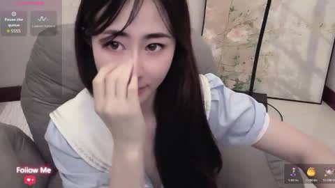 Snapshot of kiki_loveu chatting on 25, 5, 2026 kiki_loveu online show from 25, 5, 2026