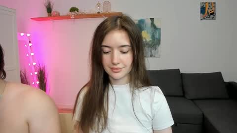 Snapshot of kiki_mcflurry chatting on 23, 9, 2025 PavelPolly online show from 23, 9, 2025