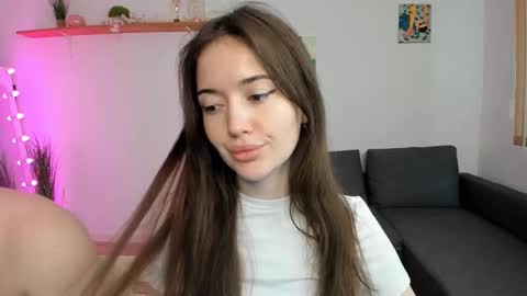 Snapshot of kiki_mcflurry chatting on 26, 9, 2025 PavelPolly online show from 26, 9, 2025