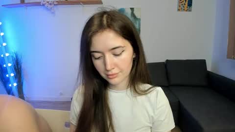 Snapshot of kiki_mcflurry chatting on 14, 12, 2025 PavelPolly online show from 14, 12, 2025