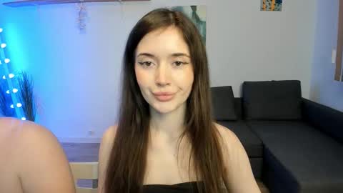 Snapshot of kiki_mcflurry chatting on 16, 12, 2025 PavelPolly online show from 16, 12, 2025