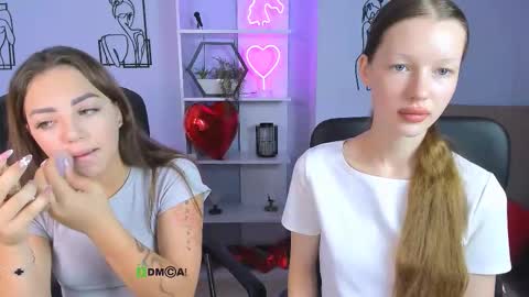 kiki_swan online show from 17, 9, 2025