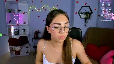 kiki_swan online show from 10, 6, 2026