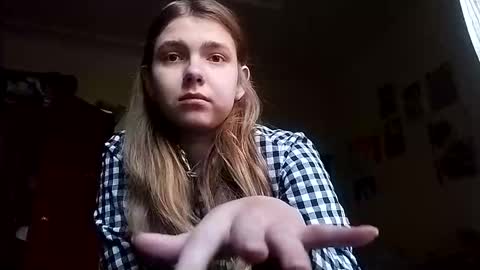 kikibang_ online show from 13, 1, 2026