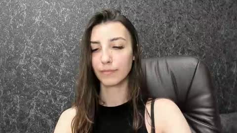 Snapshot of kikies_ chatting on 24, 9, 2025 Mika and Miranda online show from 24, 9, 2025