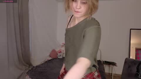 Kiki online show from 4, 6, 2026