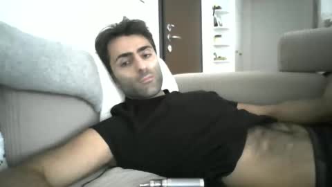 kikkus01 online show from 25, 10, 2025