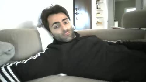 kikkus01 online show from 28, 10, 2025