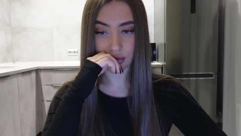 EvaAnna online show from 17, 1, 2025