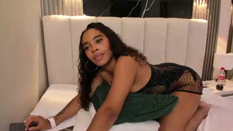 SHURI LUX  online show from 3, 7, 2026
