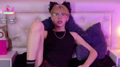 Snapshot of kim_adrien chatting on 25, 6, 2026 Adrien online show from 25, 6, 2026