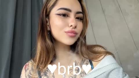 Snapshot of kim_brownie chatting on 26, 10, 2025 Kim online show from 26, 10, 2025