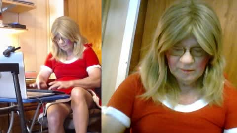 kim crossdresser     no nude room and clean chat only. online show from 24, 12, 2024