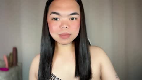 KYLIE online show from 19, 12, 2025