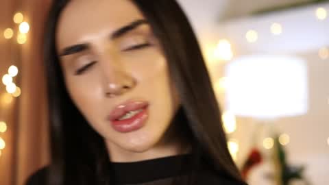 Snapshot of kim_oberlin chatting on 7, 1, 2025 Kim Oberlin online show from 7, 1, 2025