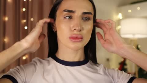 Snapshot of kim_oberlin chatting on 8, 1, 2025 Kim Oberlin online show from 8, 1, 2025