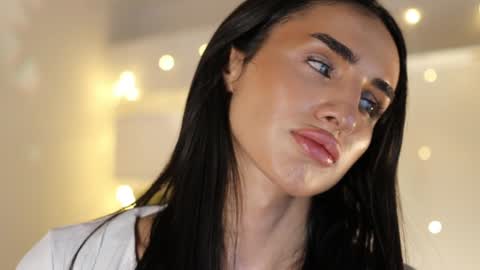 Snapshot of kim_oberlin chatting on 30, 1, 2025 Kim Oberlin online show from 30, 1, 2025