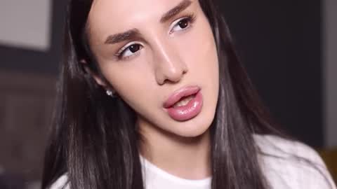 Snapshot of kim_oberlin chatting on 27, 9, 2025 Kim Oberlin online show from 27, 9, 2025