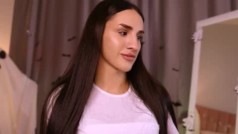 Snapshot of kim_oberlin chatting on 20, 10, 2025 Kim Oberlin online show from 20, 10, 2025