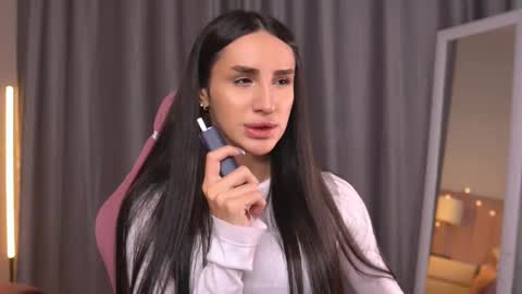 Snapshot of kim_oberlin chatting on 4, 11, 2025 Kim Oberlin online show from 4, 11, 2025