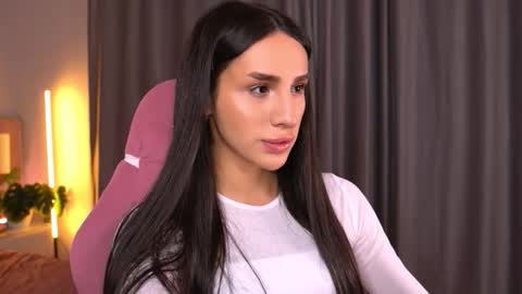 Snapshot of kim_oberlin chatting on 8, 11, 2025 Kim Oberlin online show from 8, 11, 2025