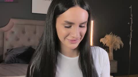 Snapshot of kim_oberlin chatting on 20, 11, 2025 Kim Oberlin online show from 20, 11, 2025