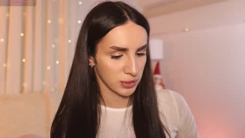 Snapshot of kim_oberlin chatting on 25, 11, 2025 Kim Oberlin online show from 25, 11, 2025