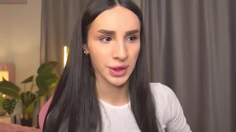 Snapshot of kim_oberlin chatting on 28, 11, 2025 Kim Oberlin online show from 28, 11, 2025