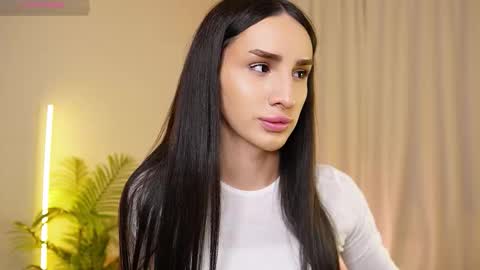 Snapshot of kim_oberlin chatting on 29, 11, 2025 Kim Oberlin online show from 29, 11, 2025