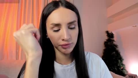 Snapshot of kim_oberlin chatting on 14, 12, 2025 Kim Oberlin online show from 14, 12, 2025