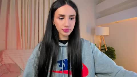 Snapshot of kim_oberlin chatting on 12, 1, 2026 Kim Oberlin online show from 12, 1, 2026