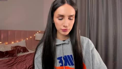 Snapshot of kim_oberlin chatting on 13, 1, 2026 Kim Oberlin online show from 13, 1, 2026