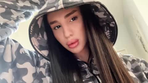 Snapshot of kim_oberlin chatting on 4, 2, 2026 Kim Oberlin online show from 4, 2, 2026