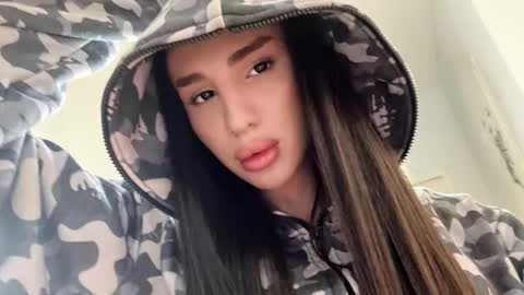 Snapshot of kim_oberlin chatting on 5, 2, 2026 Kim Oberlin online show from 5, 2, 2026