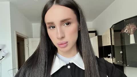 Snapshot of kim_oberlin chatting on 24, 2, 2026 Kim Oberlin online show from 24, 2, 2026