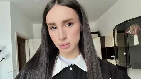 Snapshot of kim_oberlin chatting on 25, 2, 2026 Kim Oberlin online show from 25, 2, 2026