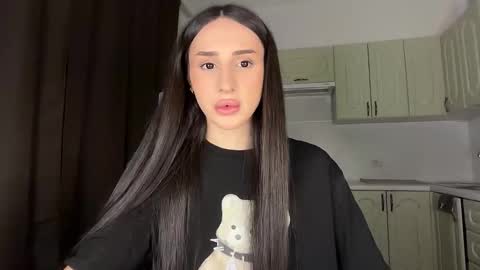 Snapshot of kim_oberlin chatting on 9, 3, 2026 Kim Oberlin online show from 9, 3, 2026