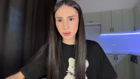 Snapshot of kim_oberlin chatting on 20, 3, 2026 Kim Oberlin online show from 20, 3, 2026