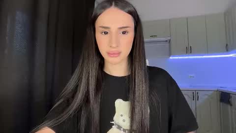 Snapshot of kim_oberlin chatting on 21, 3, 2026 Kim Oberlin online show from 21, 3, 2026