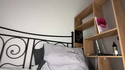 Snapshot of kim_oberlin chatting on 7, 4, 2026 Kim Oberlin online show from 7, 4, 2026