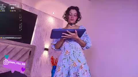 Kim  online show from 11, 7, 2026