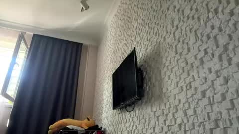 Snapshot of kimbergilger chatting on 29, 5, 2026 Polly online show from 29, 5, 2026