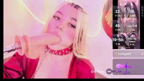 Snapshot of kimberlin_cam chatting on 6, 11, 2025 Kimberlin online show from 6, 11, 2025