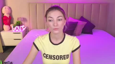 Snapshot of kimberlly_smith chatting on 6, 7, 2026 kimberlly_smith online show from 6, 7, 2026