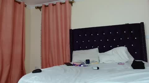 kimberly_blaze online show from 26, 1, 2025