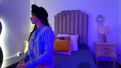 kimberly colle7 online show from 25, 5, 2026