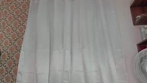 Snapshot of kimberly_perez__ chatting on 4, 5, 2026 Kimberly online show from 4, 5, 2026