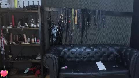 Snapshot of kimberly_swan_ chatting on 23, 11, 2025 KIMBERLY SWAN online show from 23, 11, 2025